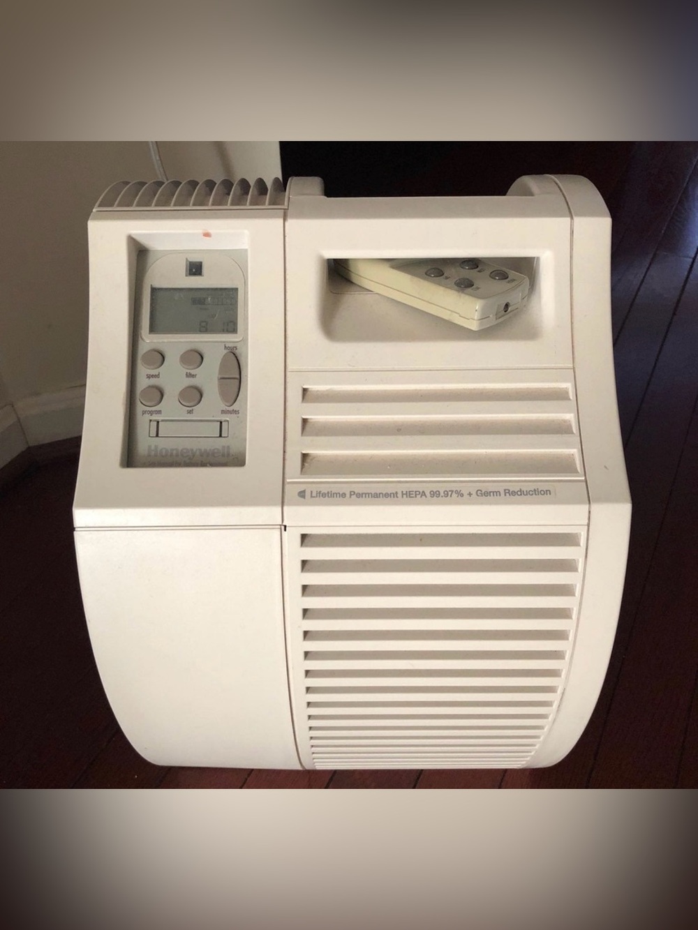 Honeywell HEPA Air Purifier with Remote